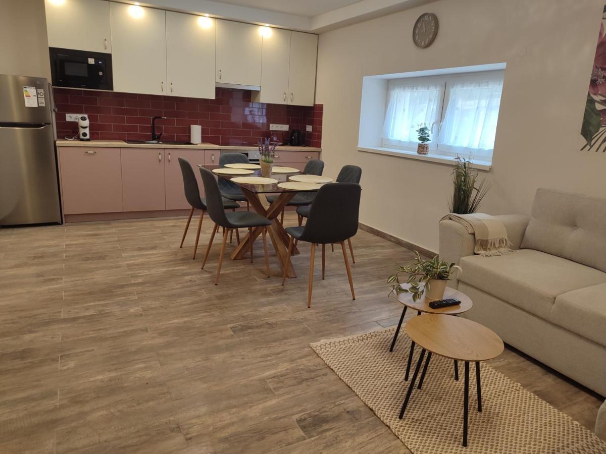 Voeroesko Apartmanhaz Балатональмади Экстерьер фото
